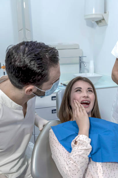 Best Broken or Cracked Tooth Emergency Dentist in Dunstan, ME